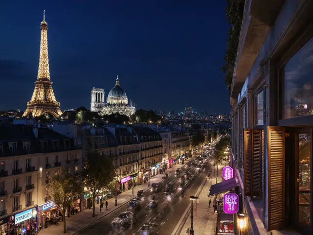 Paris Nightlife Guide: From Swanky Clubs to Casual Bars