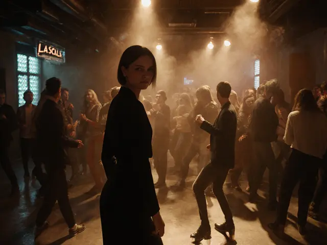 A Night Owl's Guide to Nightlife in Milan: Top Clubs, Bars, and Lounges