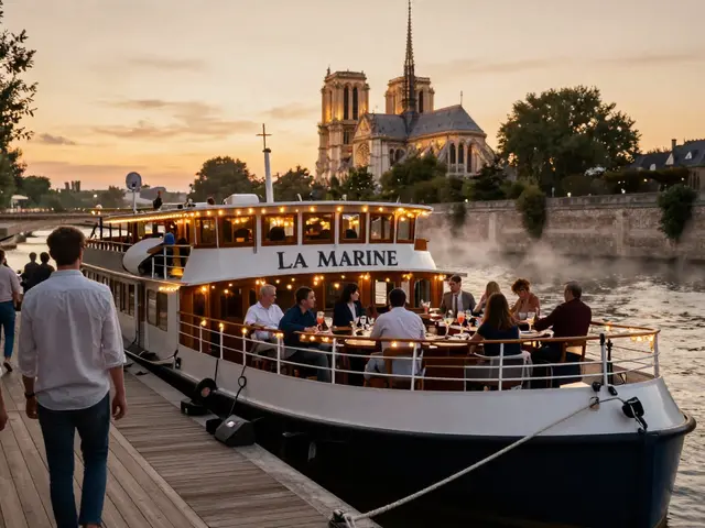 Best Boat Bars and Riverfront Nightlife in Paris