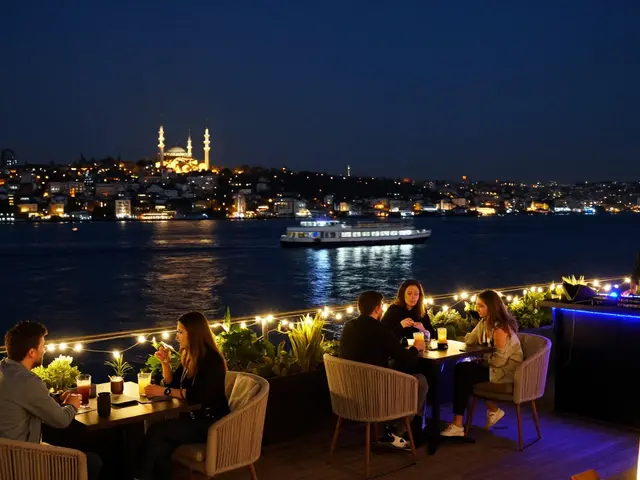 The Insider's Guide to Nightlife in Istanbul: Where to Go and What to Do